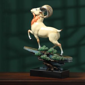 Tượng Dê Vững Thế Tùng Sơn