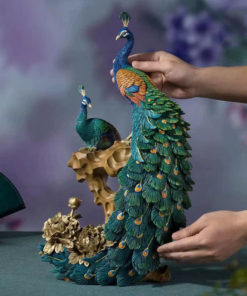 Đôi Công Uyên Ương Biểu Tượng Tình Yêu Và Thịnh Vượng