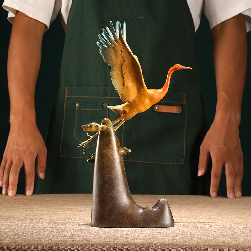 Tượng Hạc Tung Cánh Bay Xa Vạn Dặm