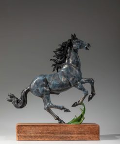 Tượng Ngựa Bứt Phá Giới Hạn