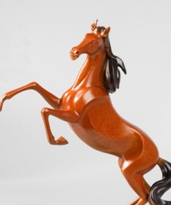 Tượng Ngựa Dũng Mãnh Đứng Núi