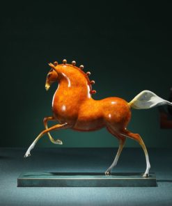 Tượng Ngựa Ngẩng Cao Kiêu Hãnh