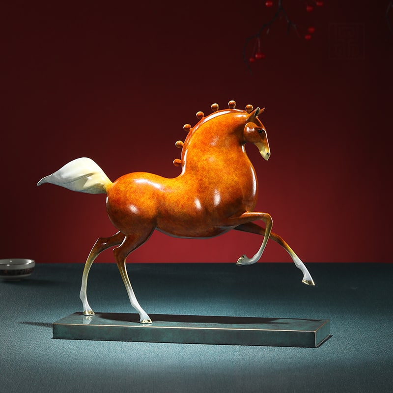 Tượng Ngựa Ngẩng Cao Kiêu Hãnh