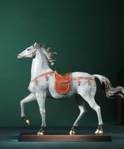 Tượng Ngựa Tiến Công Danh