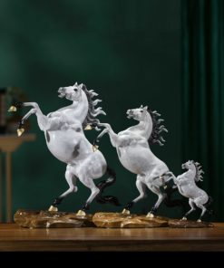 Tượng Ngựa Tung Vó Cát Tường