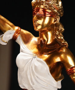 Nữ Thần Công Lý Biểu Tượng Chính Trực