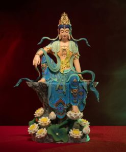 Tượng Quan Âm Liên Tòa Bình An