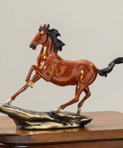 Tượng Tuấn Mã Lướt Gió Thành Công