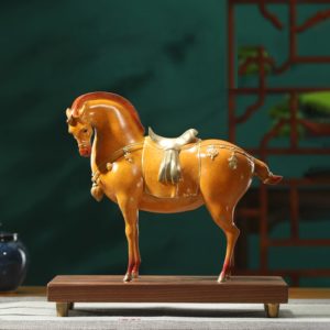 Tượng Tuấn Mã Trấn Uy